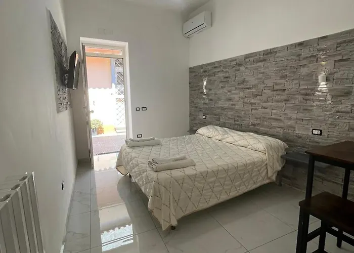 Vitiello Maria\'S Home